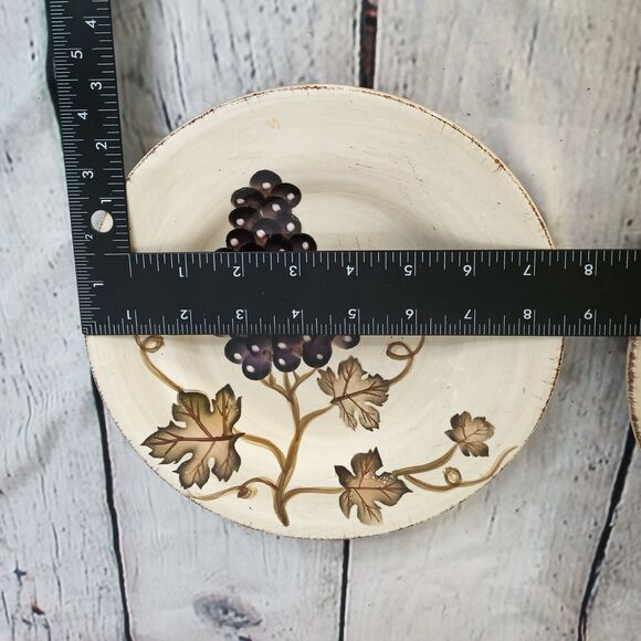 Z Gallerie Purple Grapes Plates 8" Set of 2 – Rustic Vineyard Decor - Picture 6 of 11